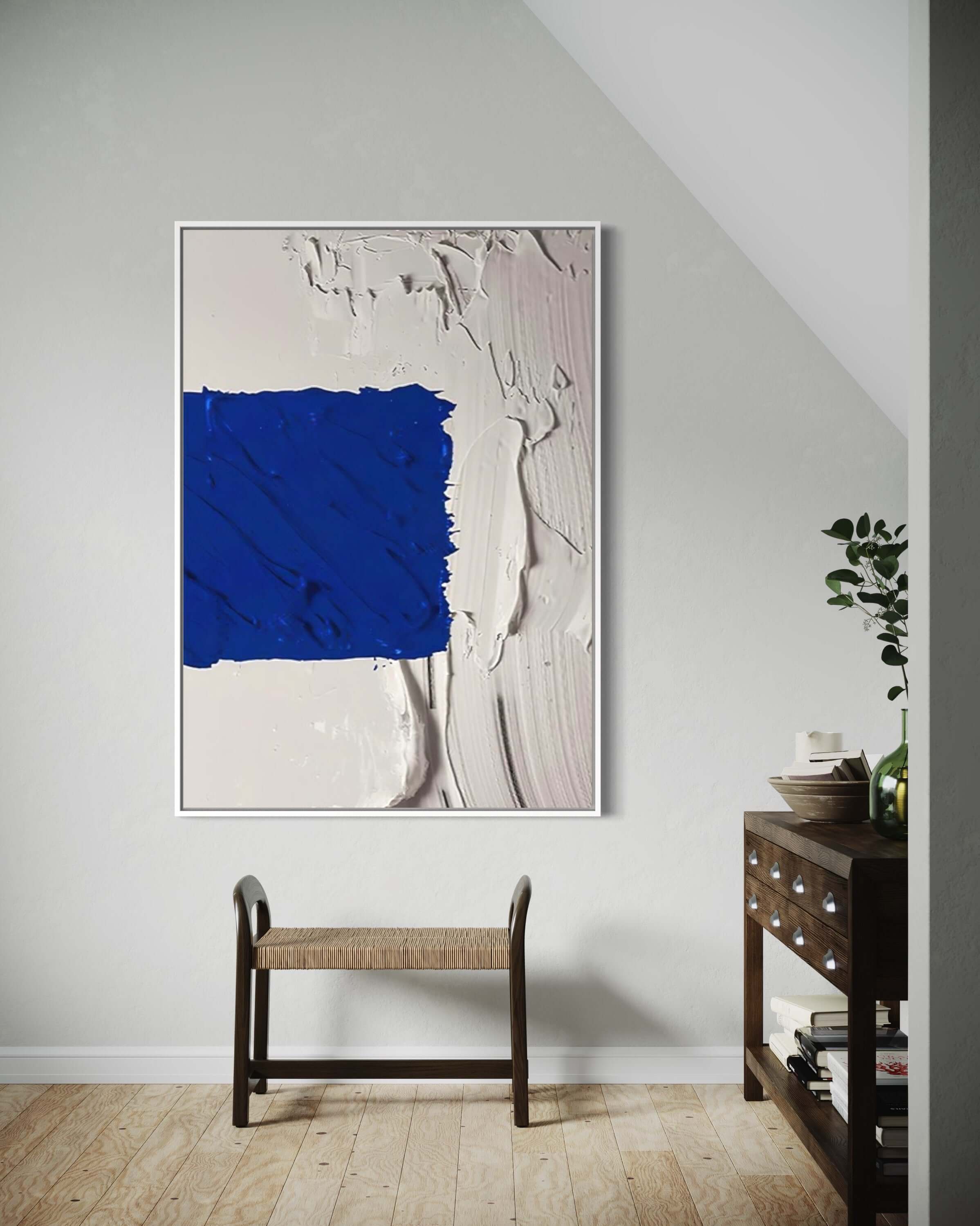 Un lienzo blanco y azul