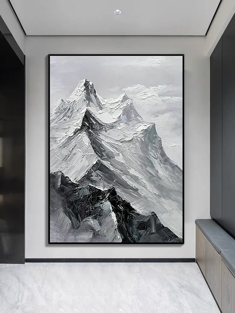 Schwarz-Weiß-Ölgemälde mit Bergstruktur