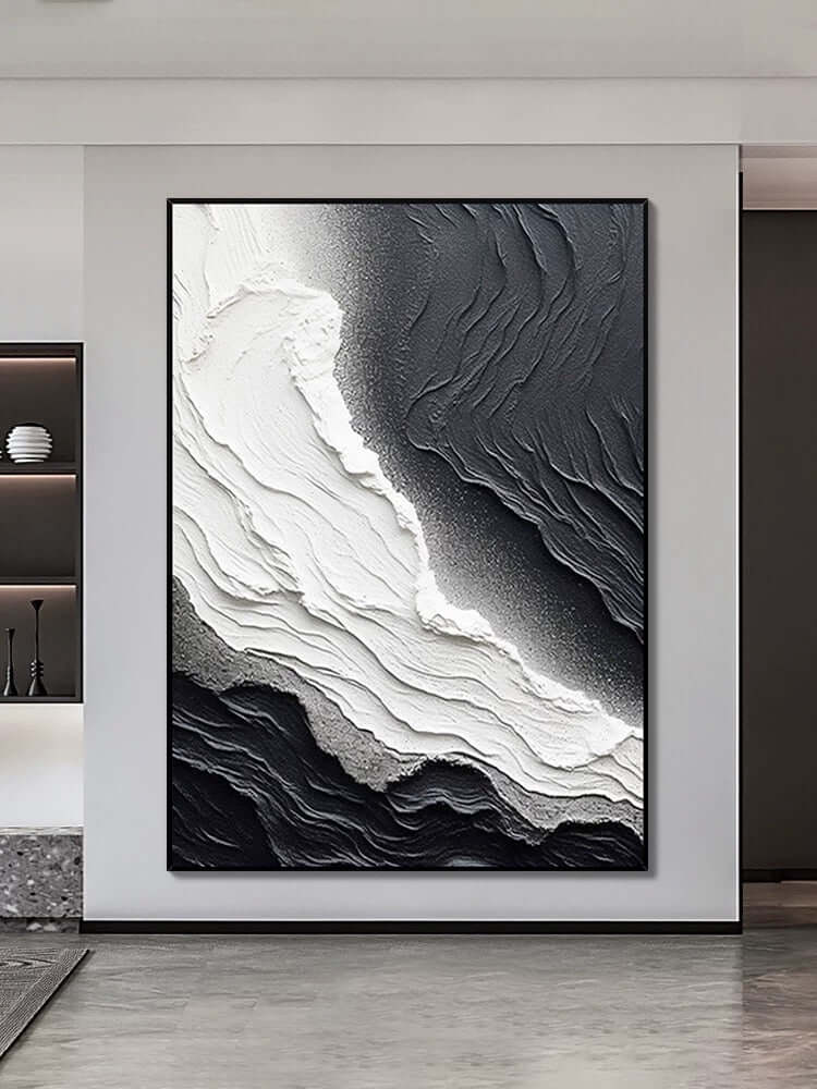 Pintura texturizada de playa en blanco y negro junto al mar