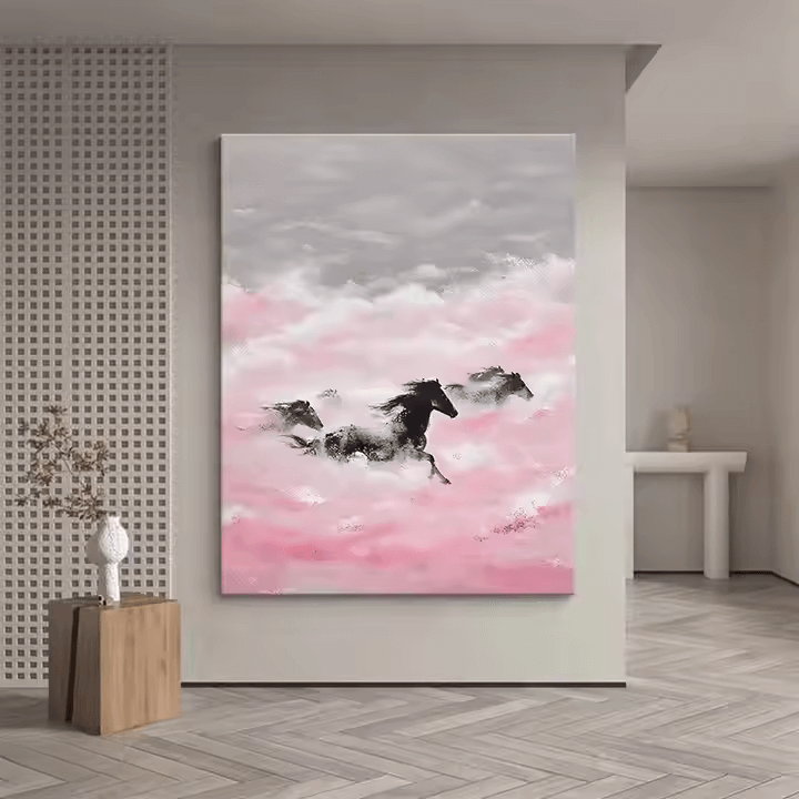 Sous les nuages rougissants, ils courent