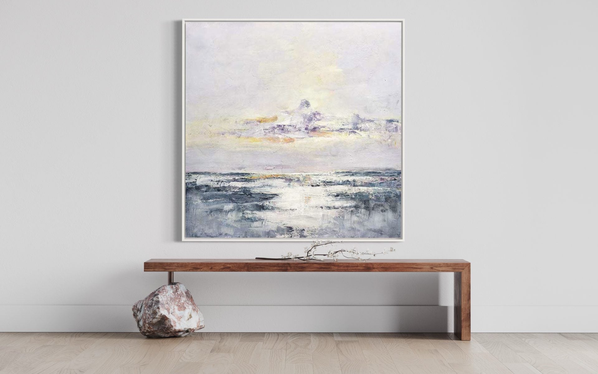 Il lago e la pianura si illuminano