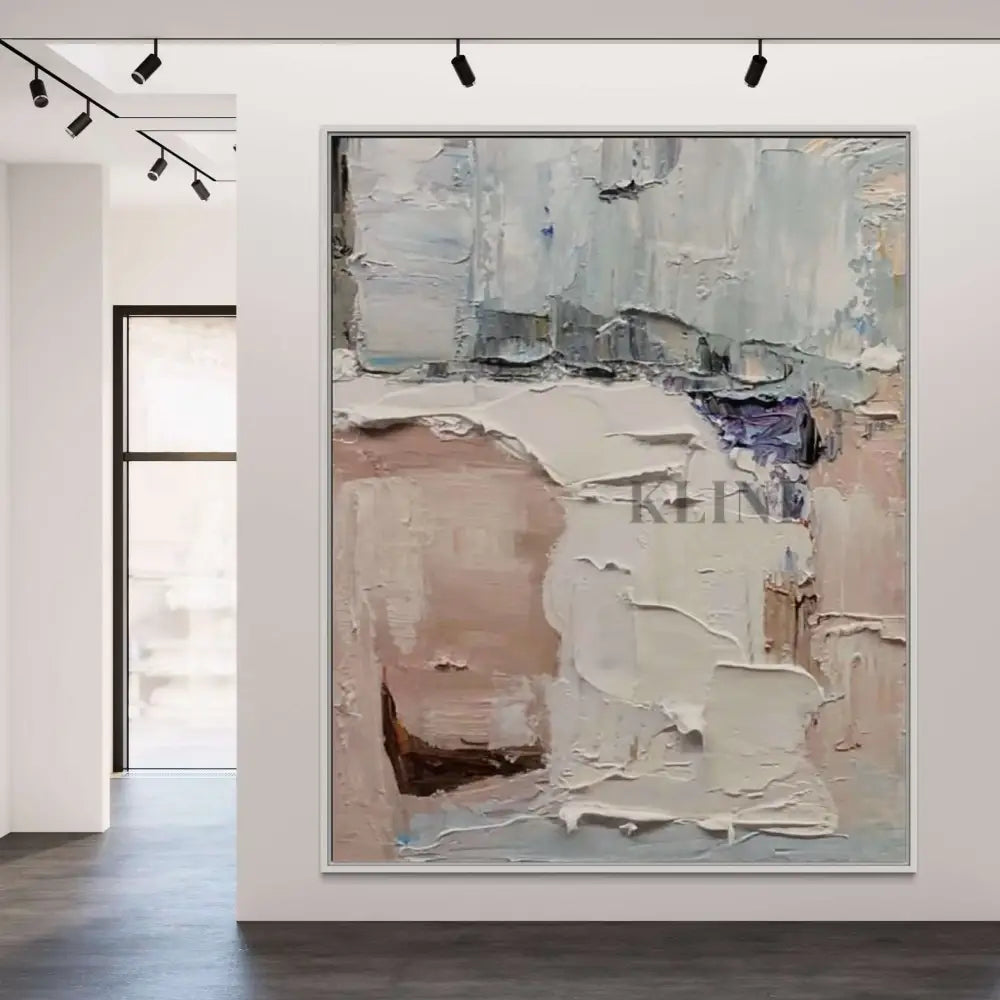 Asilah hand-painted wall art by Kline Collective, featuring abstract pastels in a modern interior. Arte della parete della sala da pranzo