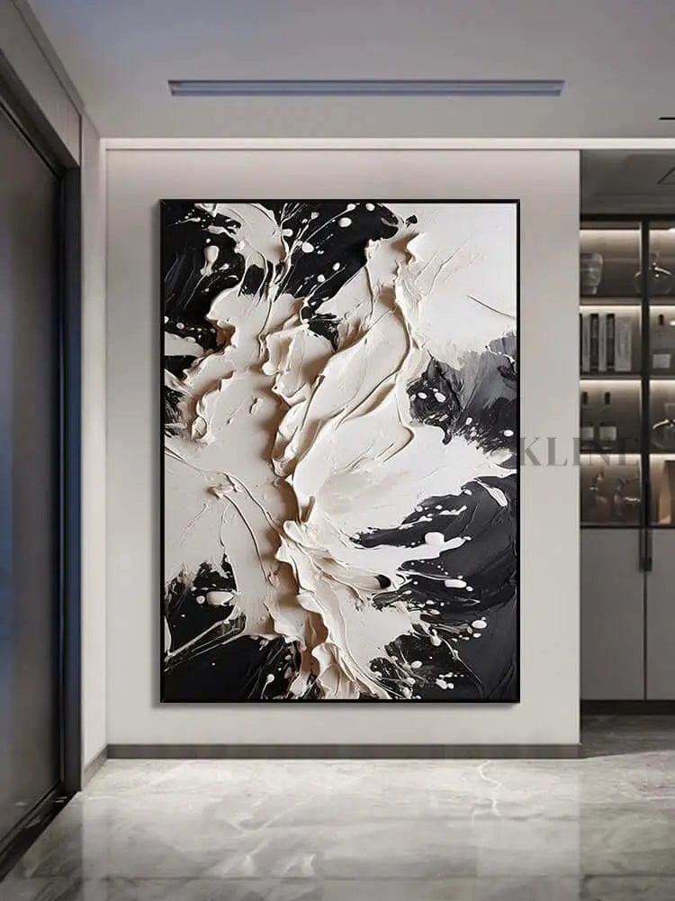 Blackened Barren textured wall art in cream and black, luxurious abstract decor for modern spaces. لوحات بالأبيض والأسود